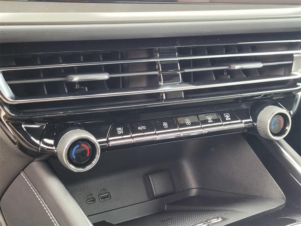 new 2026 Chevrolet Traverse car, priced at $47,855