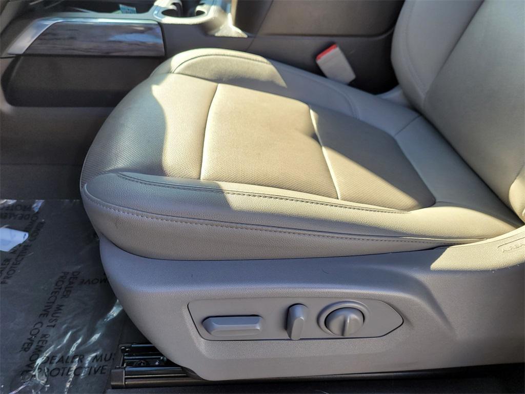 used 2022 Chevrolet Silverado 1500 car, priced at $46,671