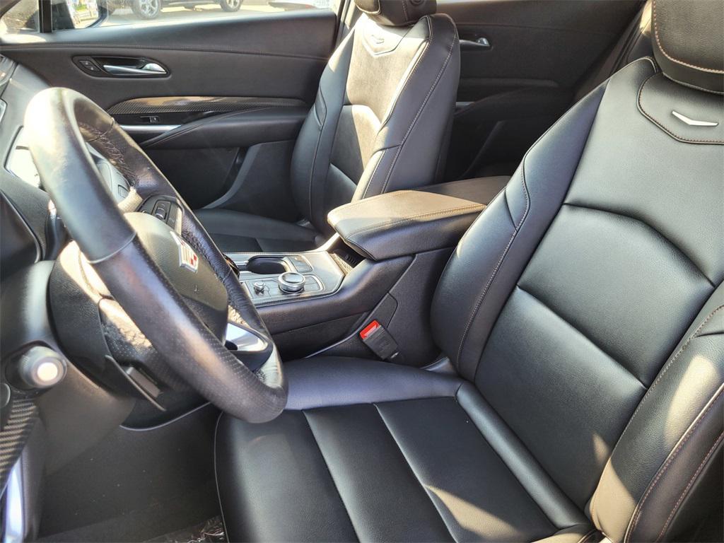 used 2020 Cadillac XT4 car, priced at $23,725
