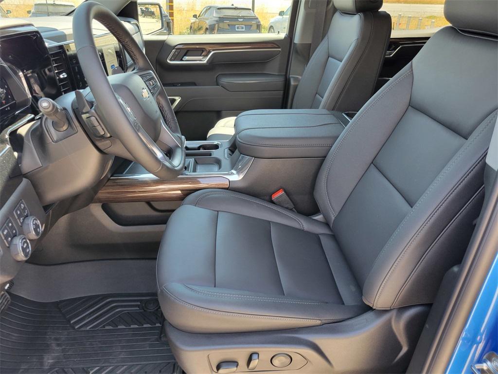 new 2025 Chevrolet Silverado 1500 car, priced at $56,710