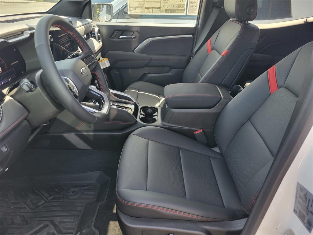 new 2025 Chevrolet Colorado car, priced at $48,394