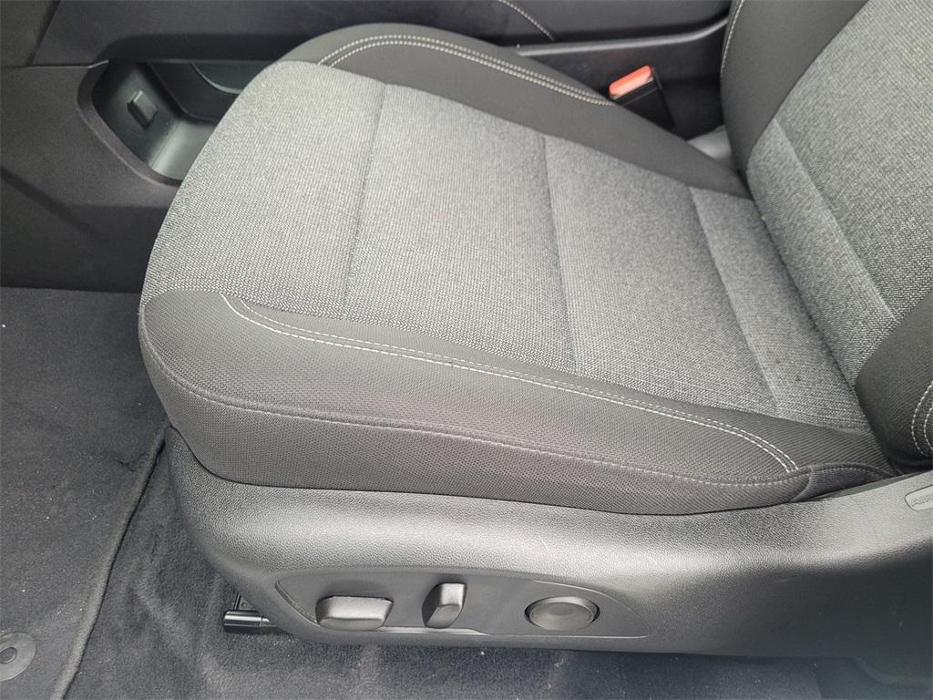 used 2025 GMC Acadia car, priced at $34,973