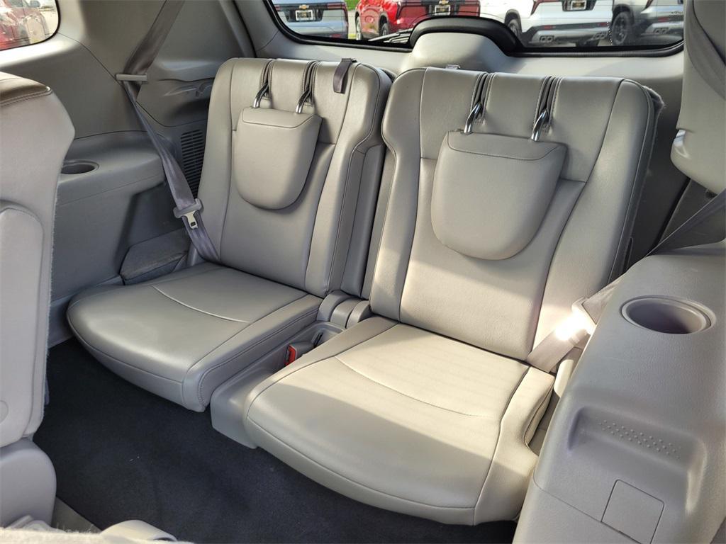 used 2013 Toyota Highlander car, priced at $13,566