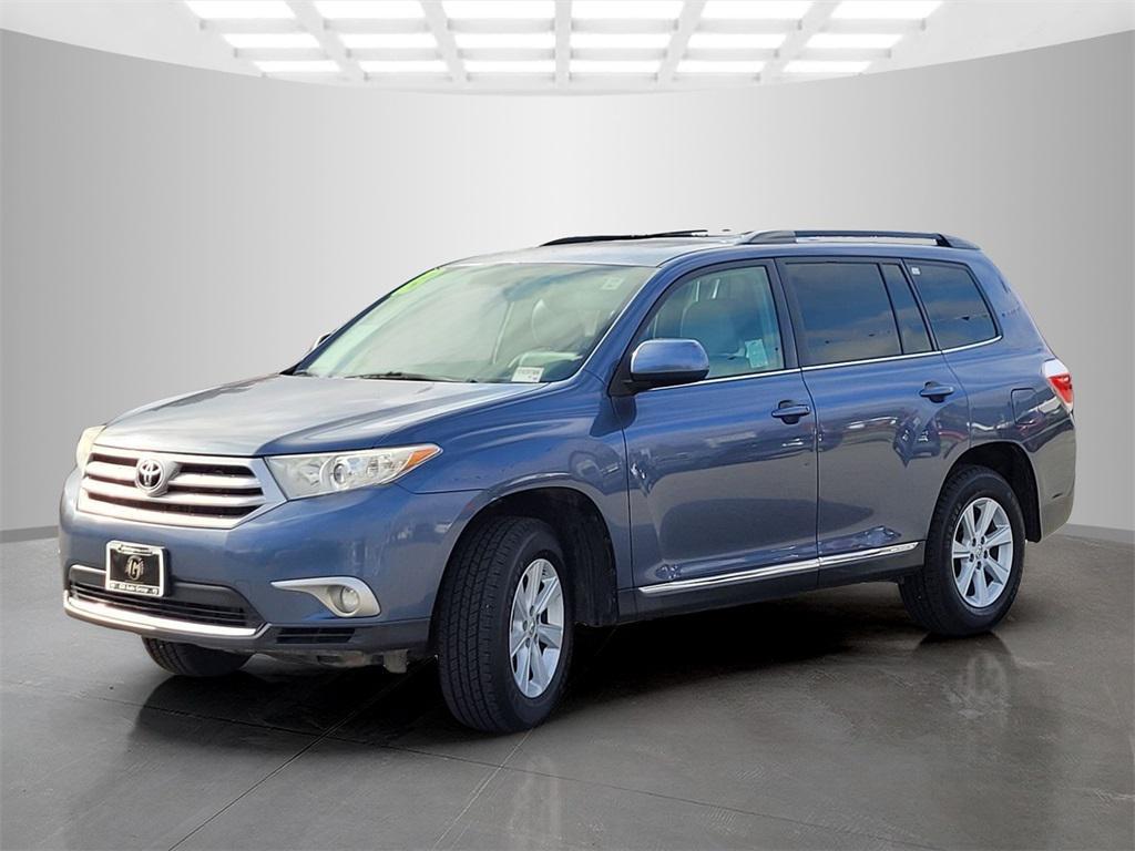used 2013 Toyota Highlander car, priced at $13,566