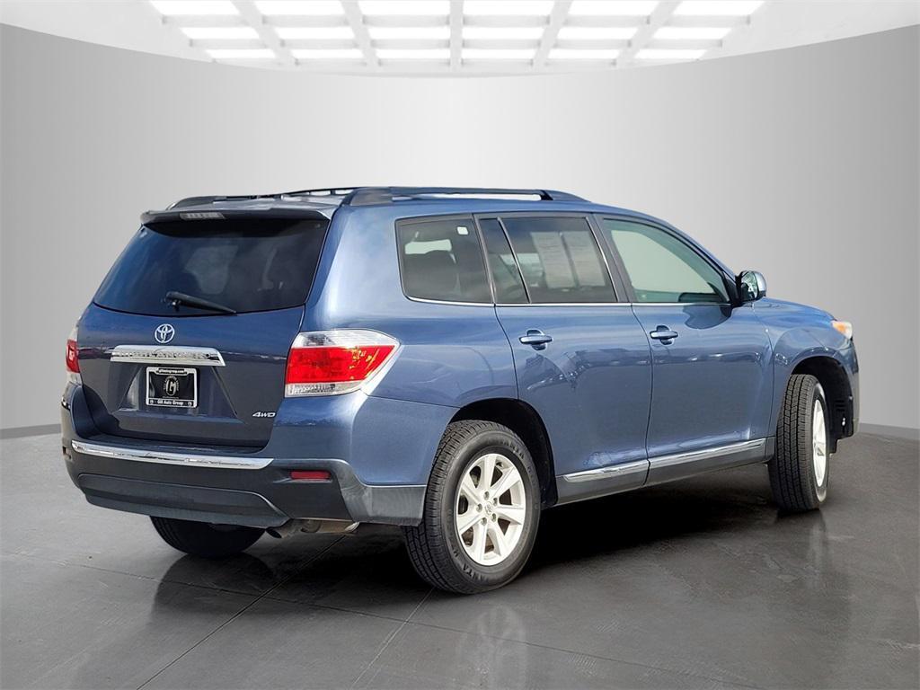 used 2013 Toyota Highlander car, priced at $13,566