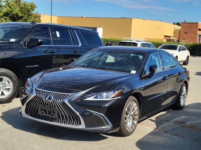 used 2020 Lexus ES 350 car, priced at $32,324