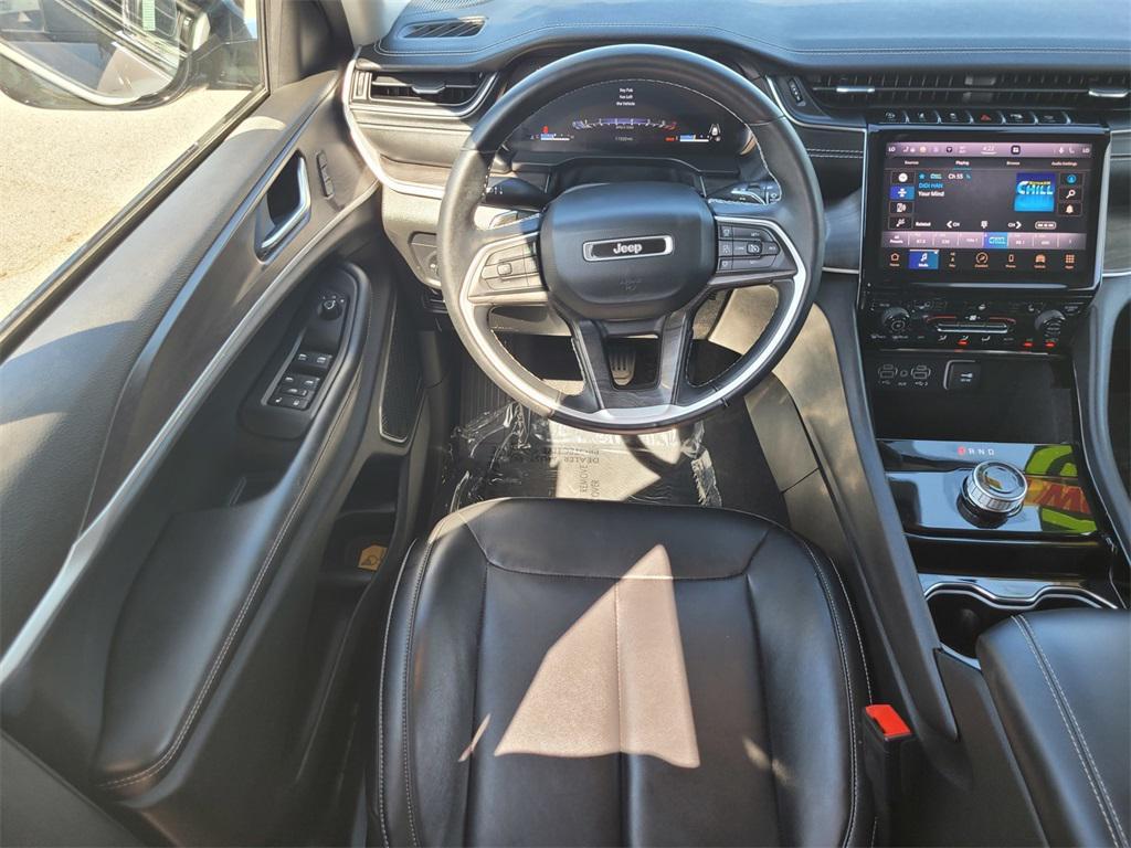 used 2022 Jeep Grand Cherokee car, priced at $29,990