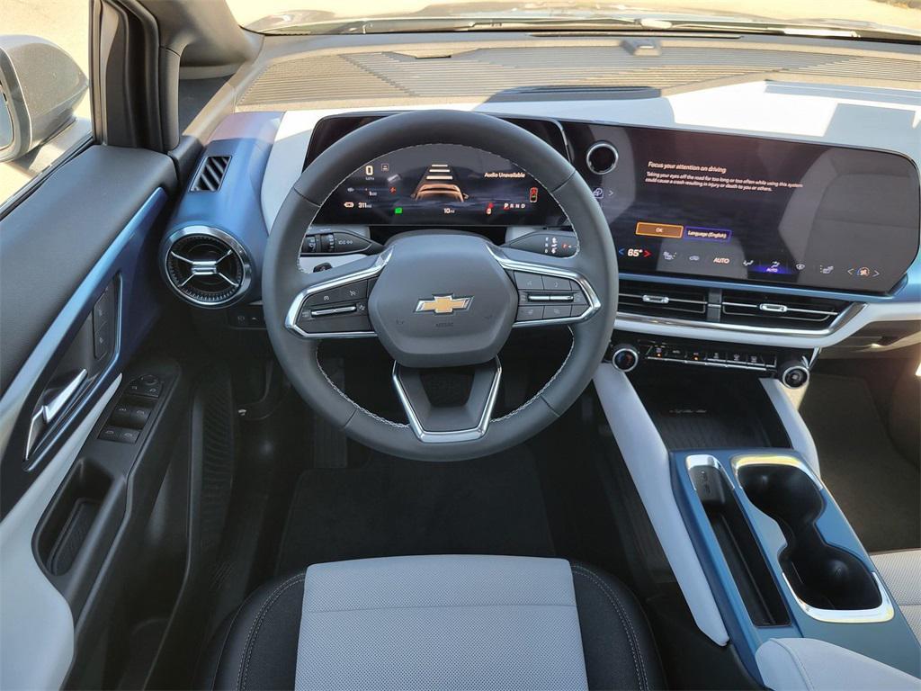 new 2025 Chevrolet Equinox EV car, priced at $40,590