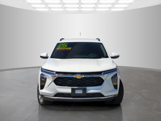new 2025 Chevrolet Trax car, priced at $24,095