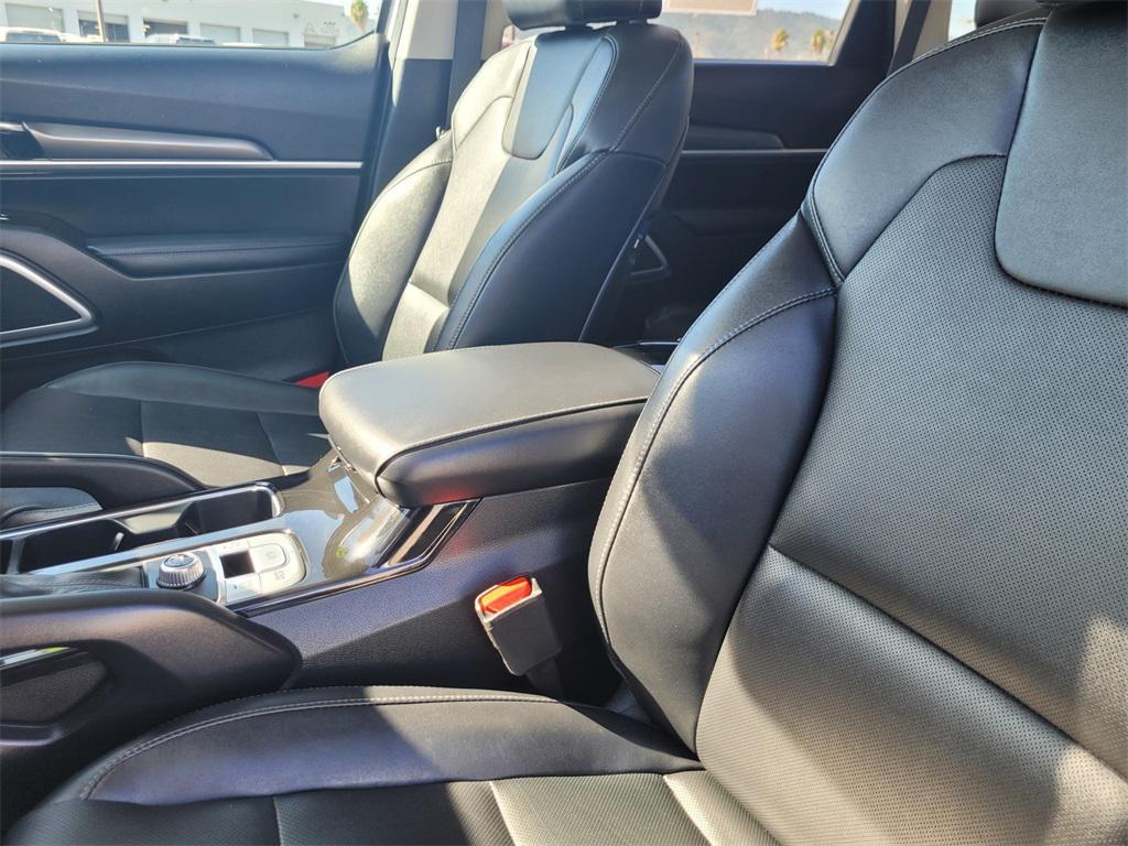 used 2022 Kia Telluride car, priced at $32,328