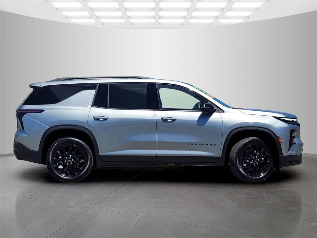 new 2025 Chevrolet Traverse car, priced at $44,980