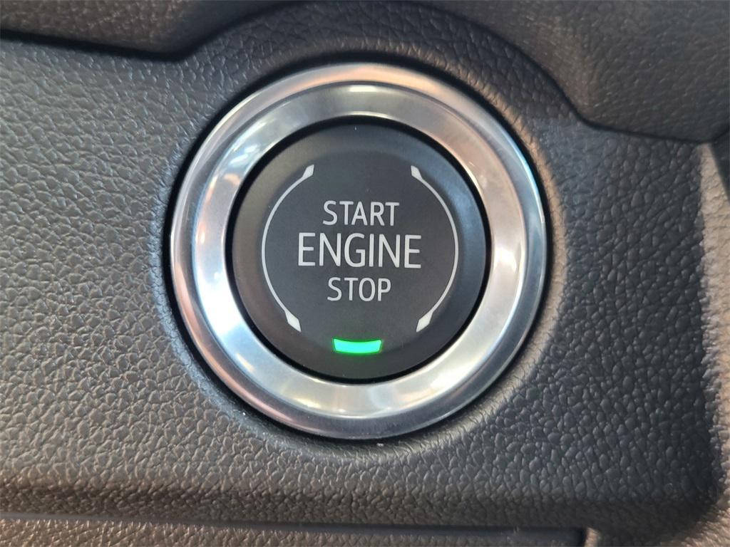 new 2025 Chevrolet Traverse car, priced at $44,980