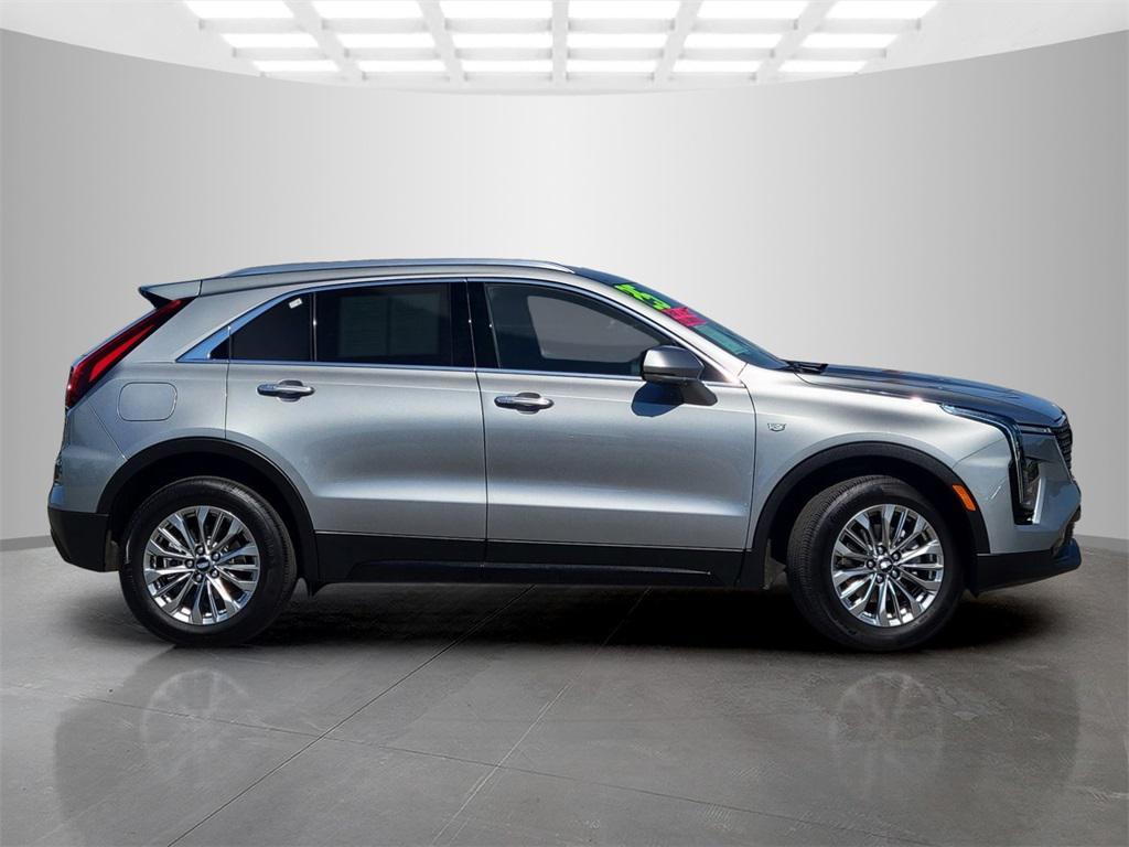 used 2025 Cadillac XT4 car, priced at $38,992