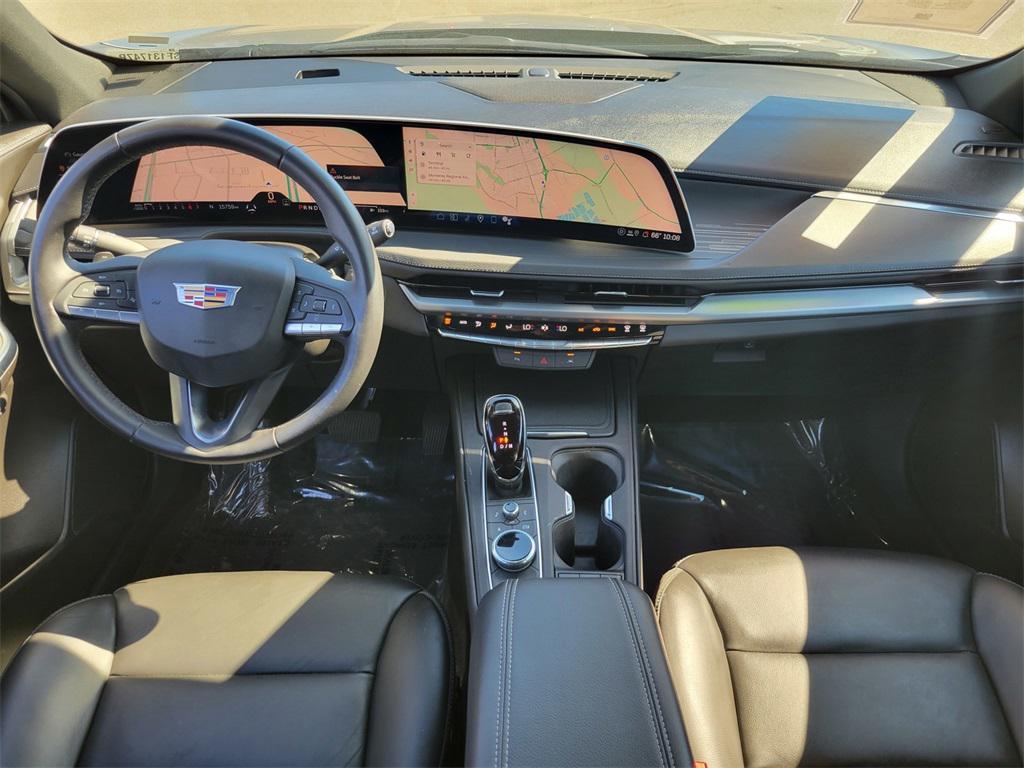 used 2025 Cadillac XT4 car, priced at $38,992