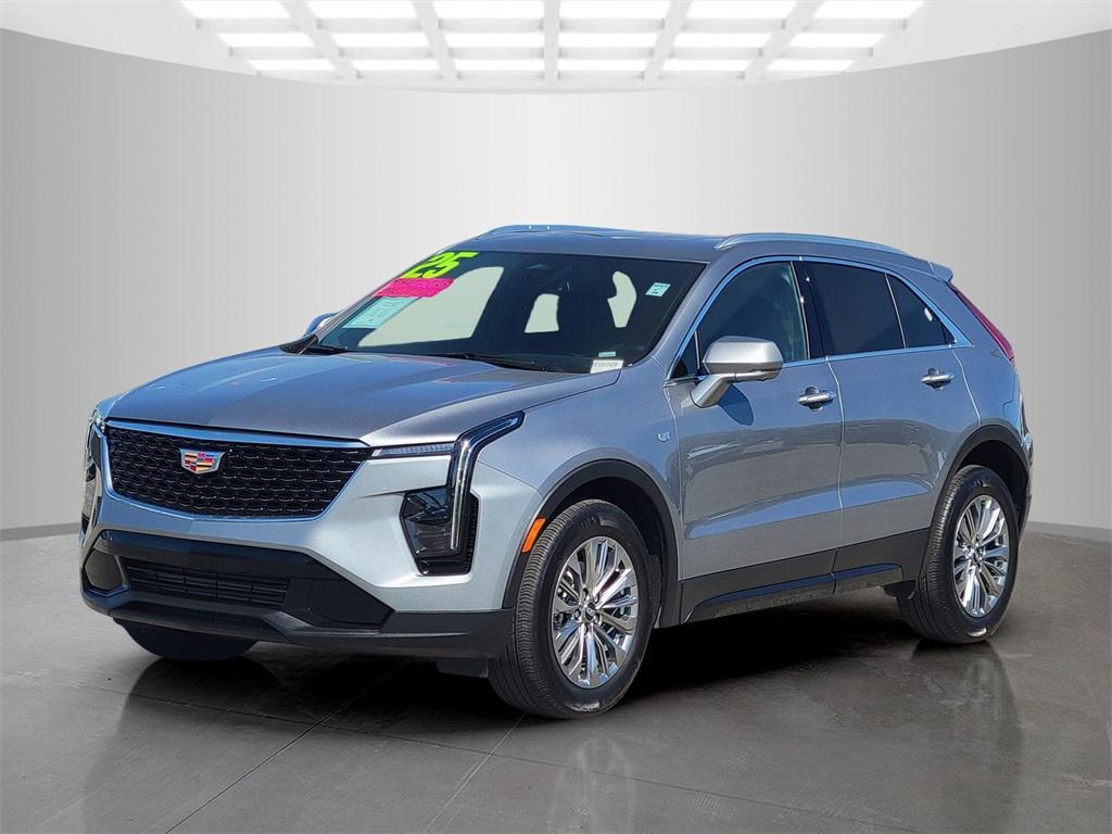 used 2025 Cadillac XT4 car, priced at $38,992