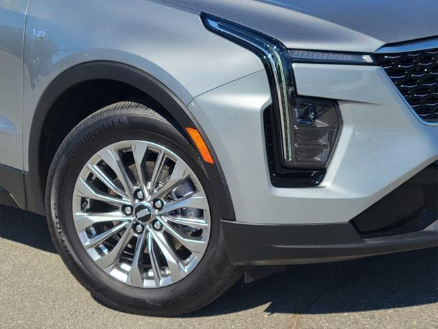 used 2025 Cadillac XT4 car, priced at $38,992