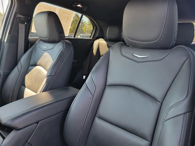 used 2025 Cadillac XT4 car, priced at $38,992