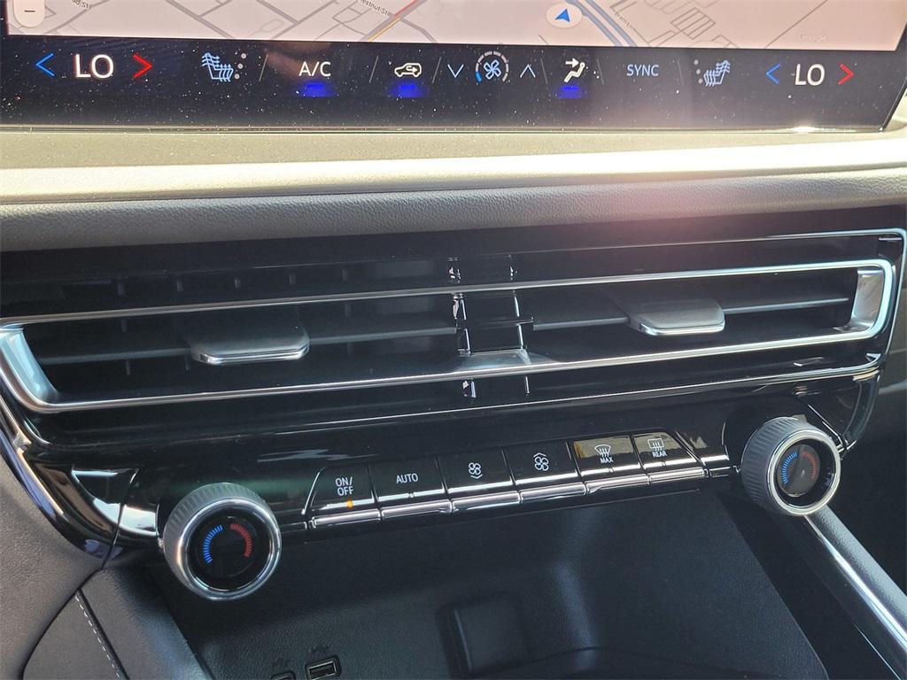 new 2026 Chevrolet Traverse car, priced at $47,855