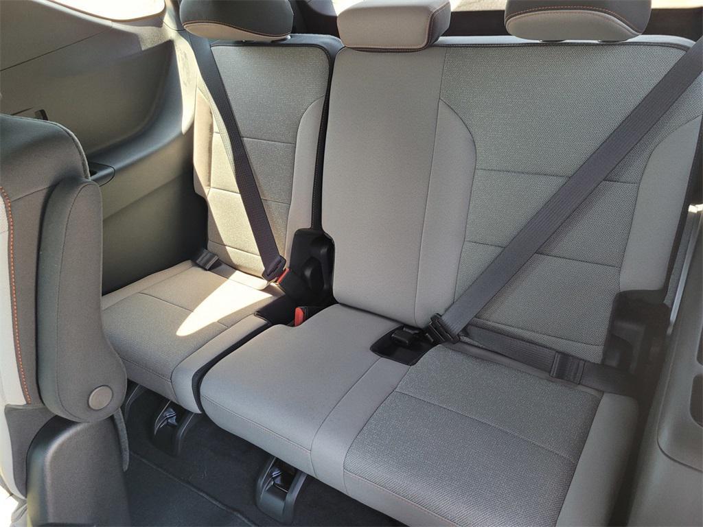 new 2026 Chevrolet Traverse car, priced at $47,855