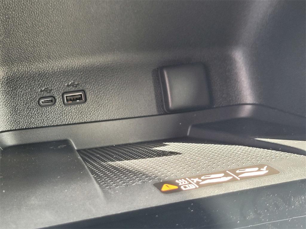 new 2026 Chevrolet Traverse car, priced at $42,695