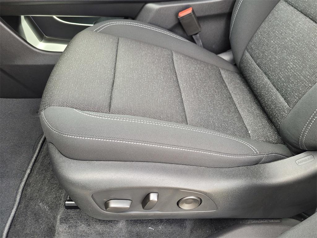 new 2026 Chevrolet Traverse car, priced at $42,695