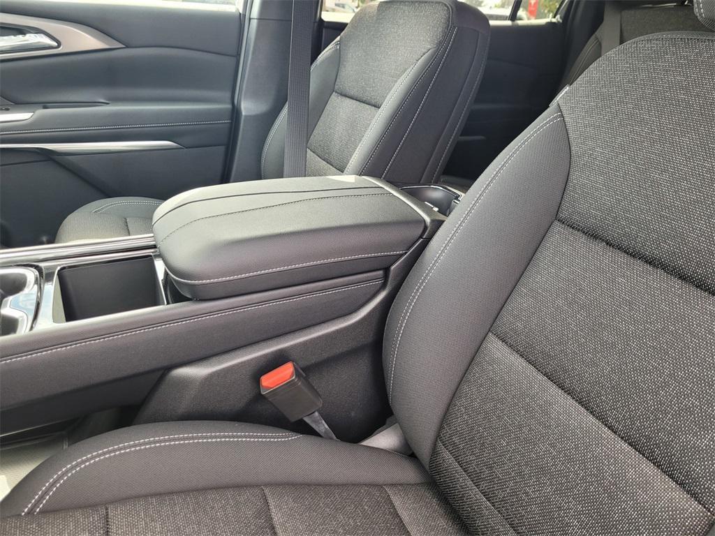 new 2026 Chevrolet Traverse car, priced at $42,695