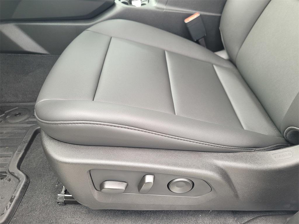 new 2026 Chevrolet Colorado car, priced at $47,305