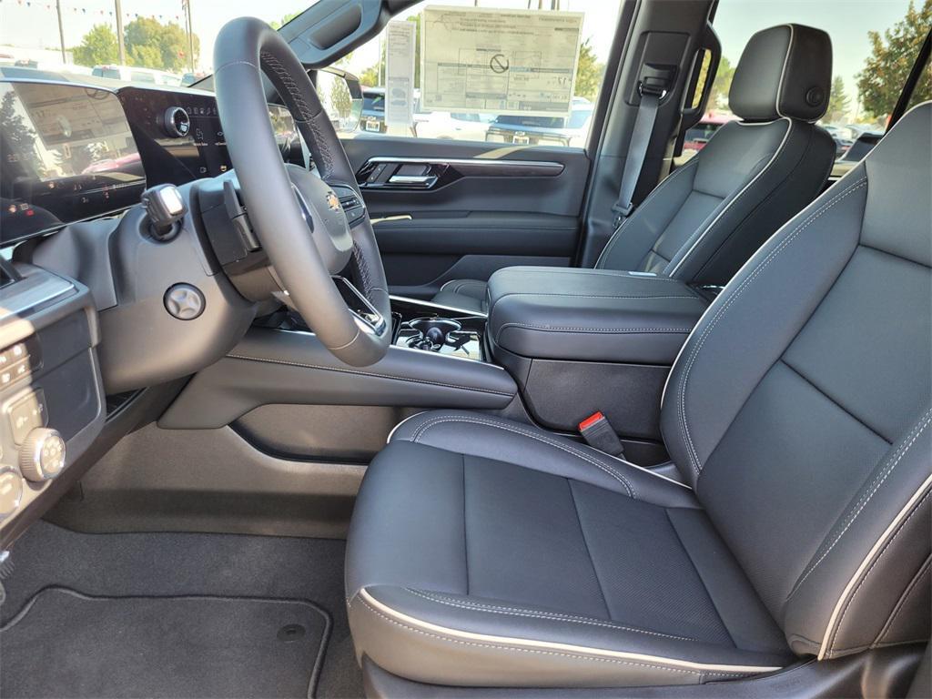 new 2025 Chevrolet Tahoe car, priced at $72,144