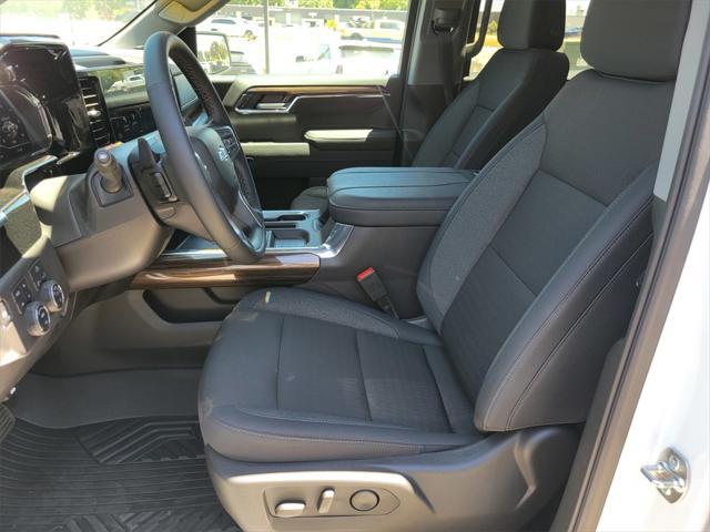 new 2025 Chevrolet Silverado 1500 car, priced at $67,550