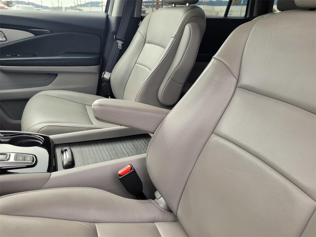 used 2019 Honda Pilot car, priced at $23,979