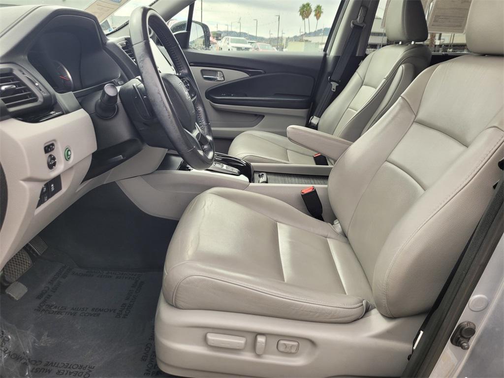 used 2019 Honda Pilot car, priced at $23,979
