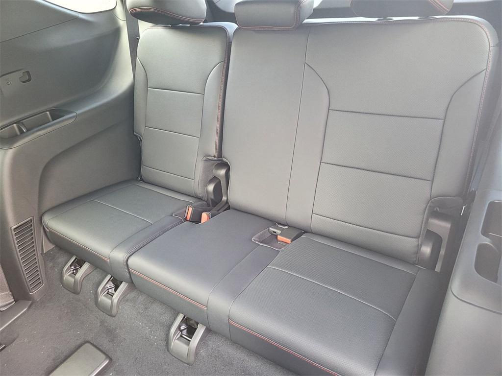 new 2026 Chevrolet Traverse car, priced at $55,955