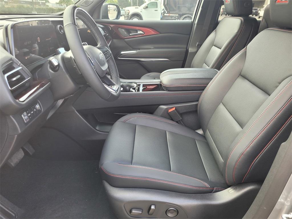 new 2026 Chevrolet Traverse car, priced at $55,955