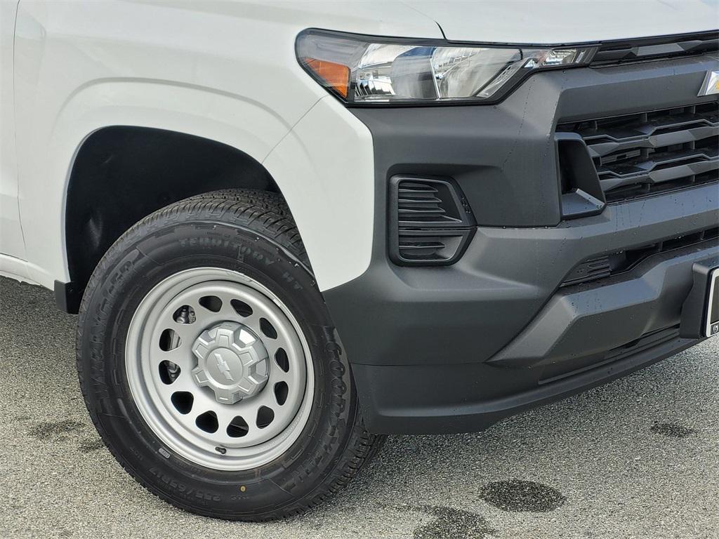 new 2026 Chevrolet Colorado car, priced at $33,495