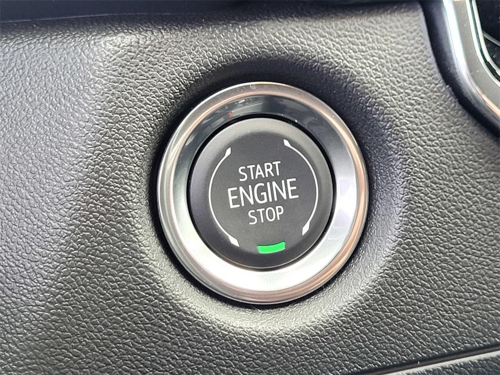 new 2026 Chevrolet Colorado car, priced at $33,495