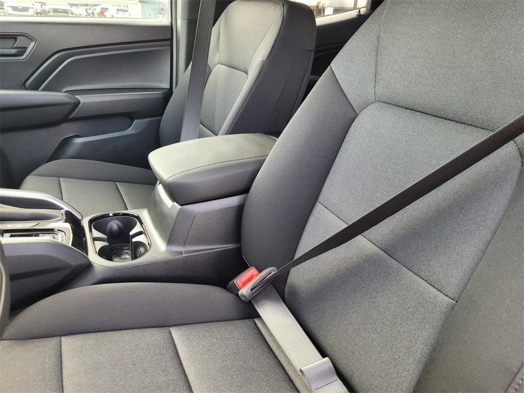 new 2026 Chevrolet Colorado car, priced at $33,495