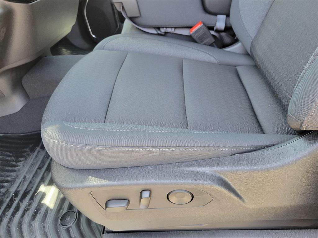 new 2025 Chevrolet Silverado 1500 car, priced at $51,690