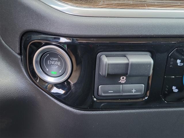 new 2025 Chevrolet Silverado 1500 car, priced at $52,690