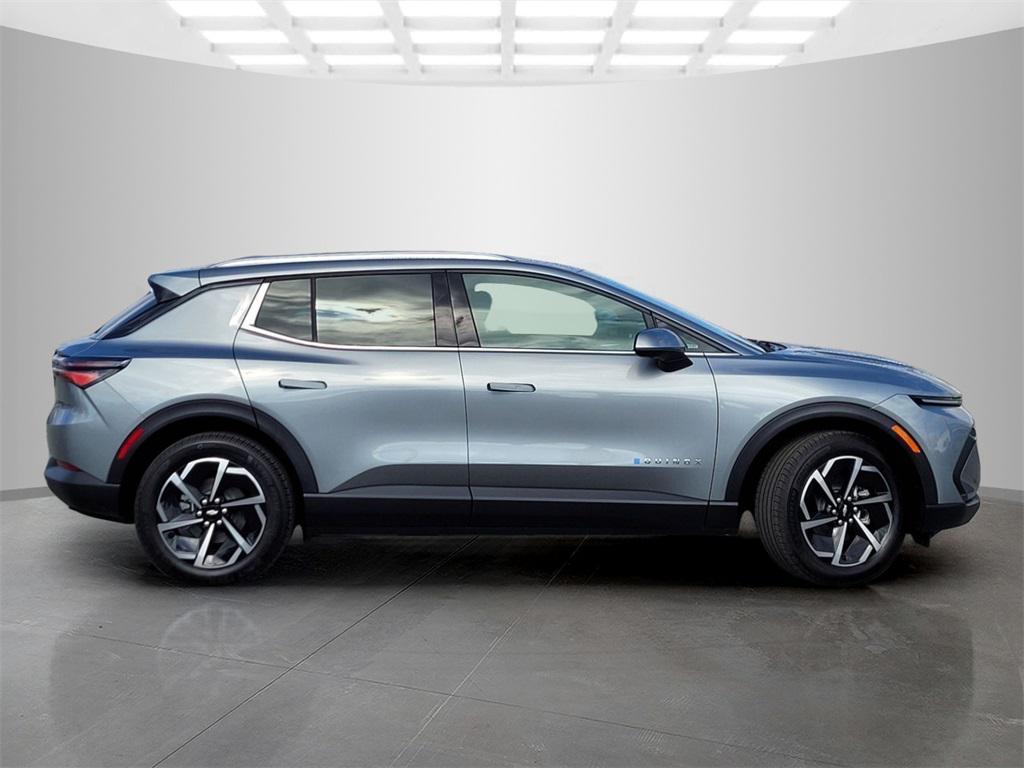 new 2026 Chevrolet Equinox EV car, priced at $44,095