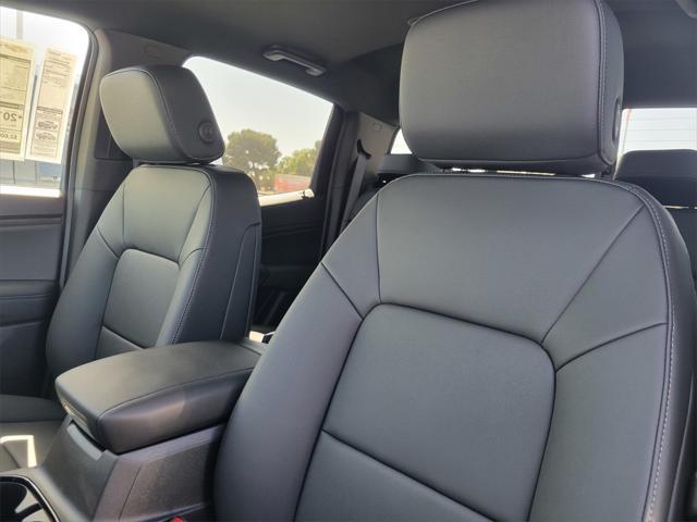 new 2025 Chevrolet Colorado car, priced at $40,674