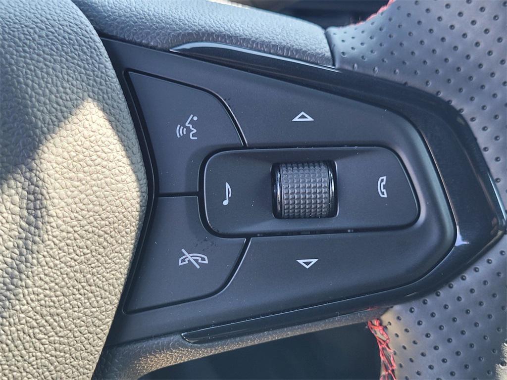 new 2025 Chevrolet Trax car, priced at $25,785