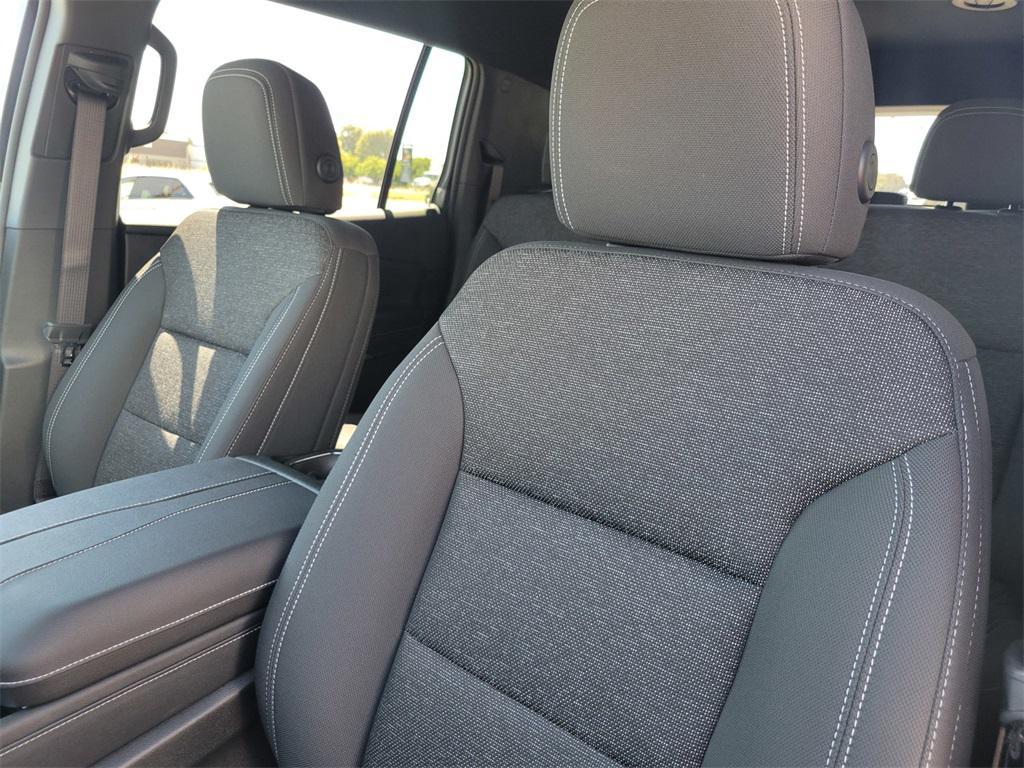 new 2025 Chevrolet Traverse car, priced at $45,125