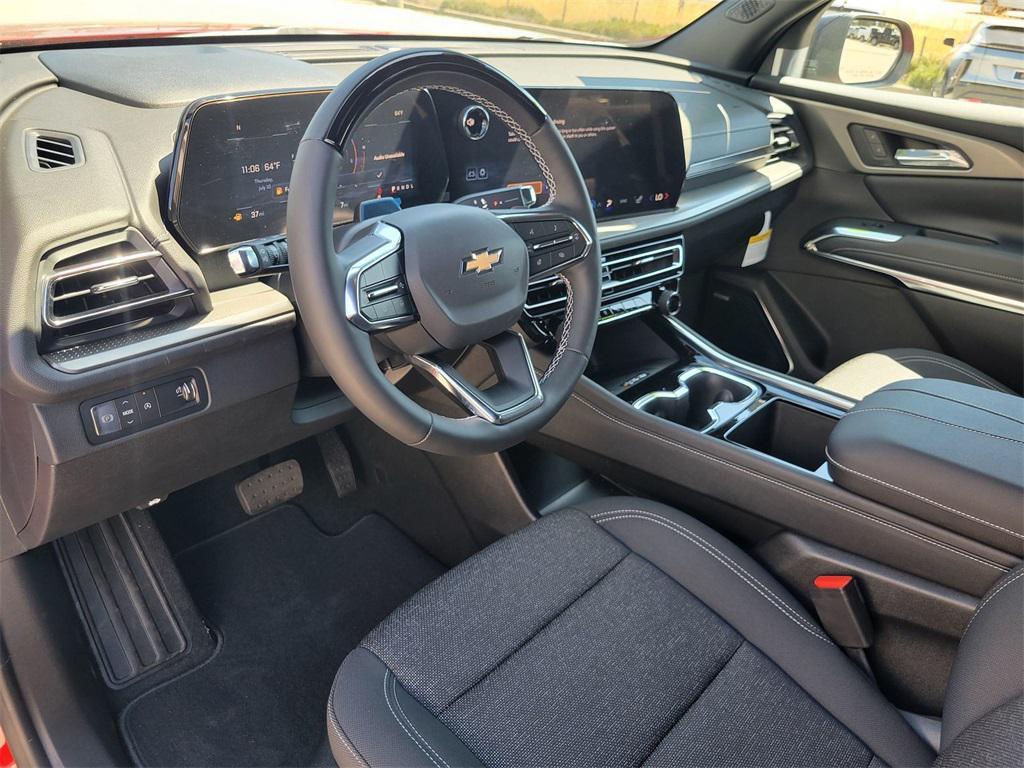 new 2025 Chevrolet Traverse car, priced at $45,125