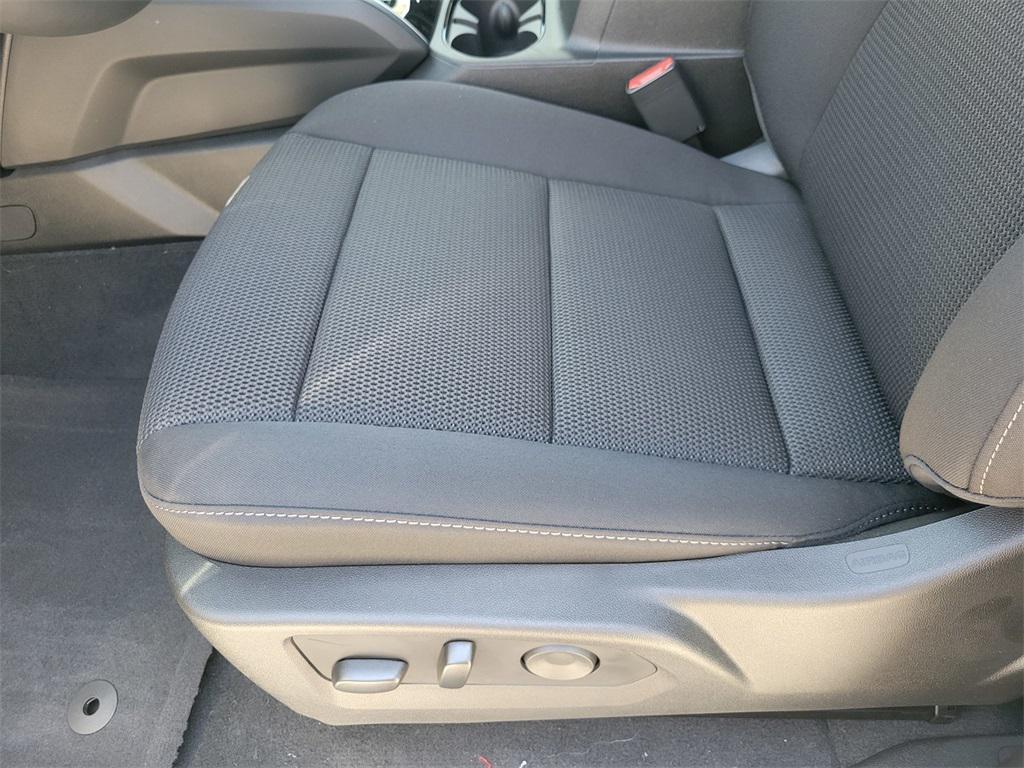 new 2025 Chevrolet Colorado car, priced at $35,392