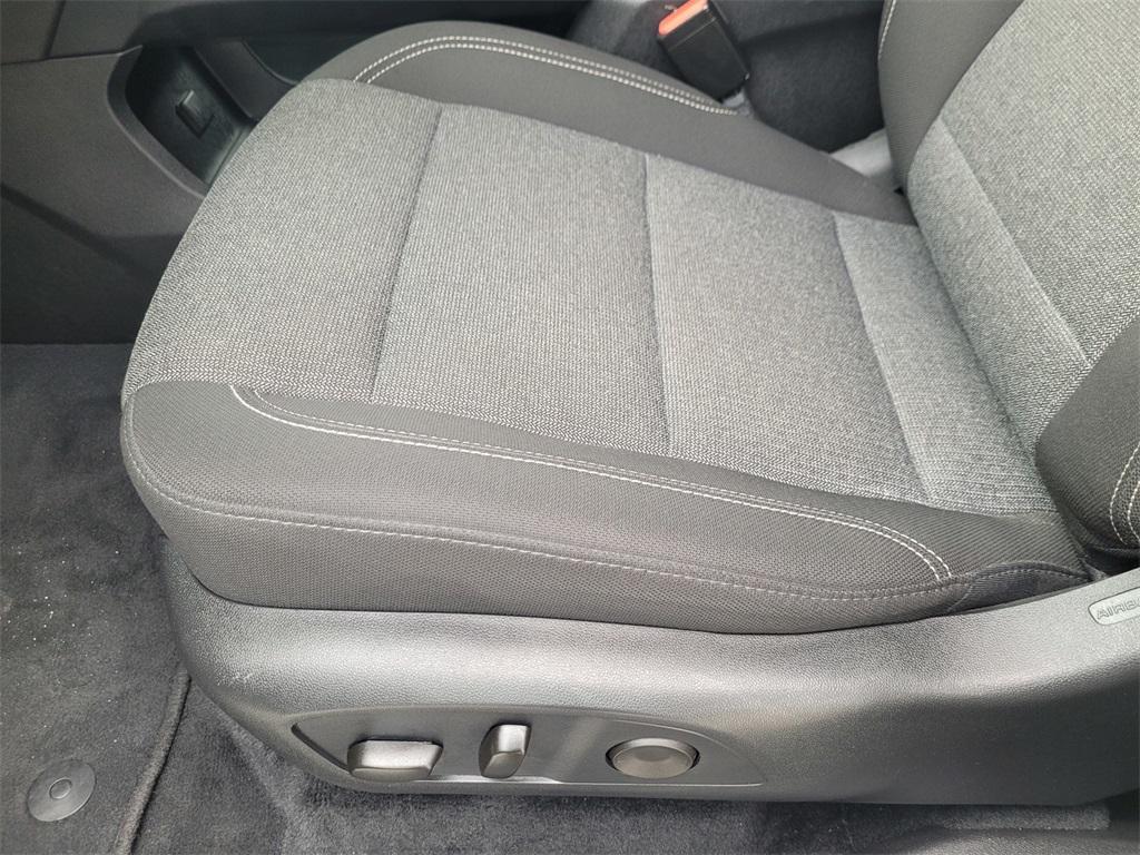 used 2025 GMC Acadia car, priced at $35,671