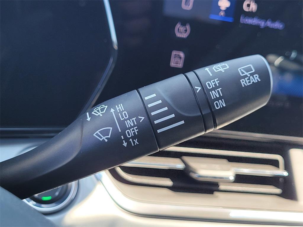 new 2025 Chevrolet Trax car, priced at $23,319