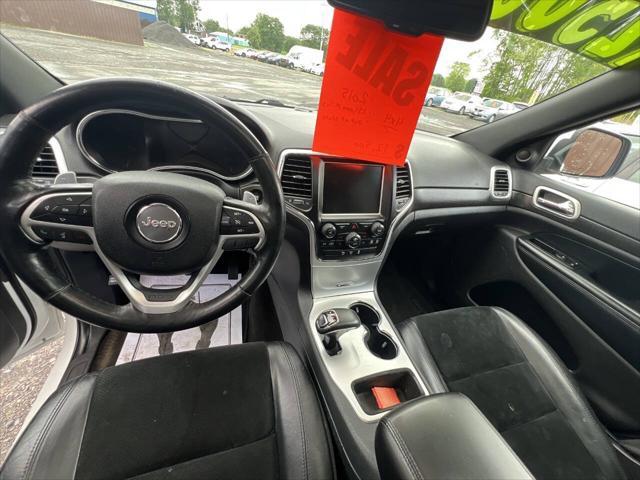 used 2015 Jeep Grand Cherokee car, priced at $11,500
