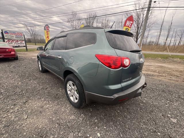 used 2009 Chevrolet Traverse car, priced at $6,500