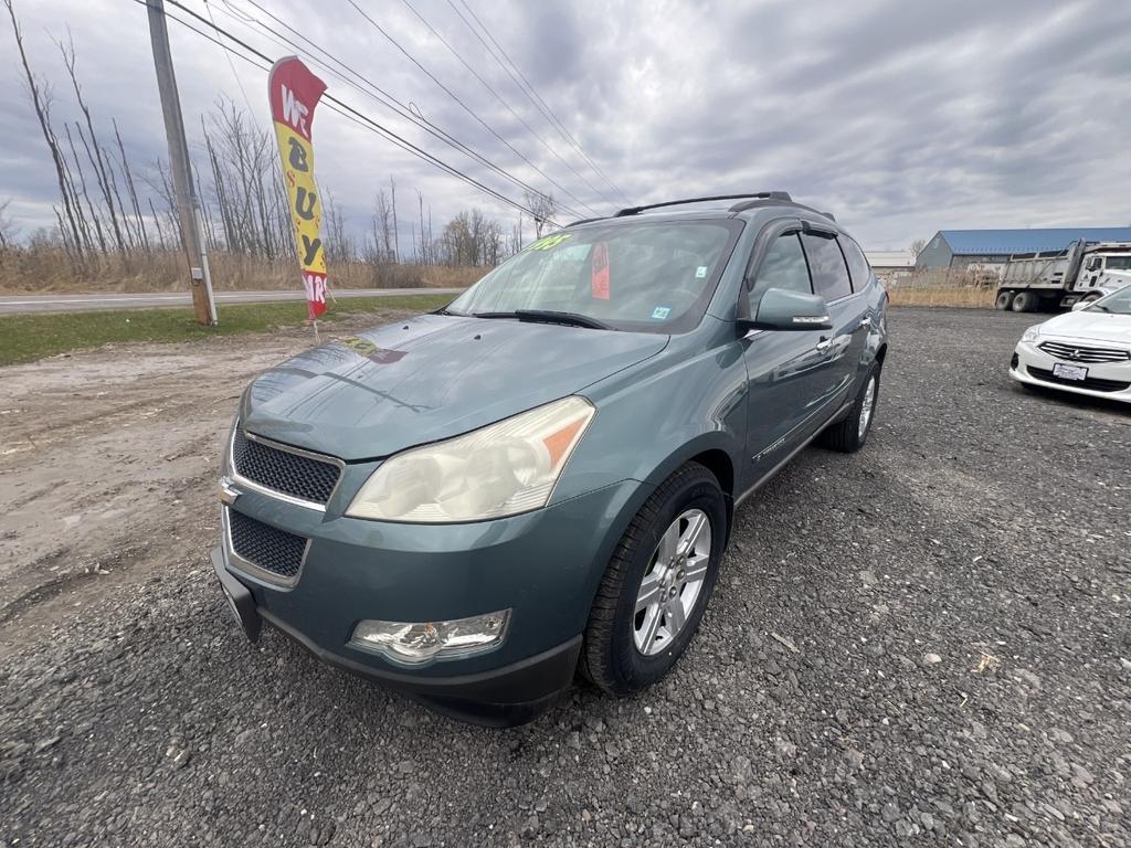 used 2009 Chevrolet Traverse car, priced at $6,995