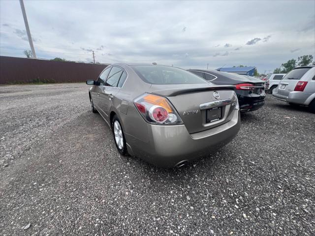 used 2007 Nissan Altima car, priced at $5,495